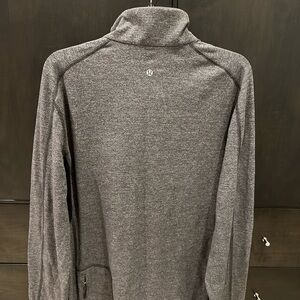 Men’s Lululemon pullover